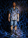 volcom-fa-t-spinks-ss-black-l-3b-1