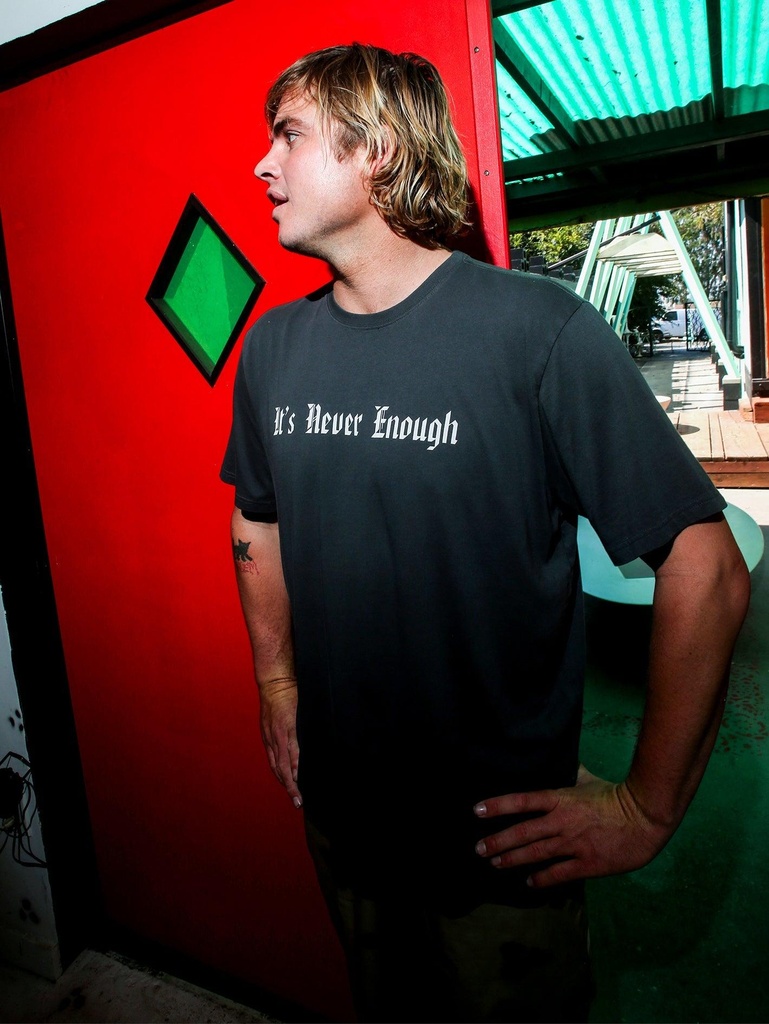 volcom-schroff-x-volcom-chainshaw-short-sleeve-tee-stealth-xs-2
