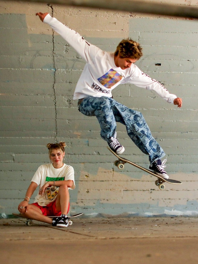 volcom-fergadelic-lst-white-l-4