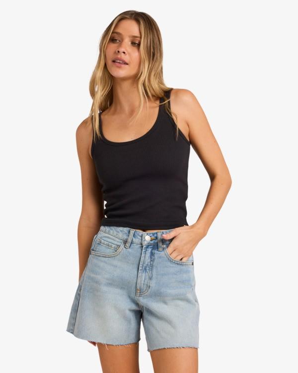 RILEY WALKSHORT