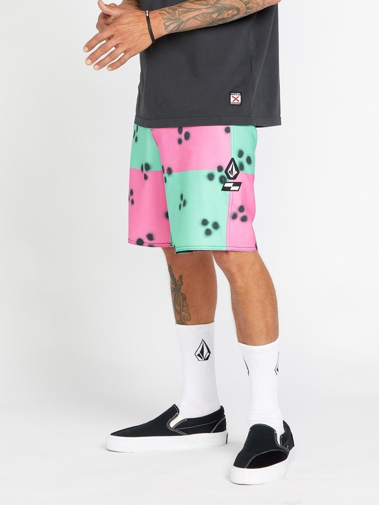 Schroff X Volcom Stoney Trunks