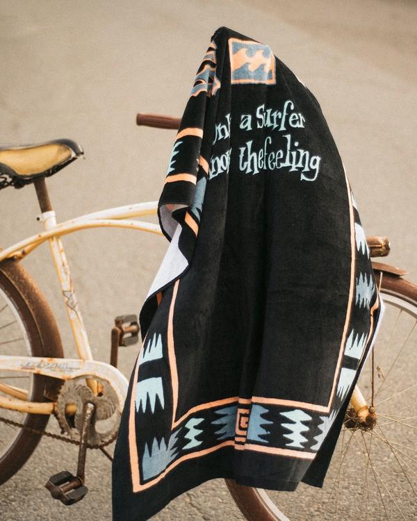 WAVES TOWEL