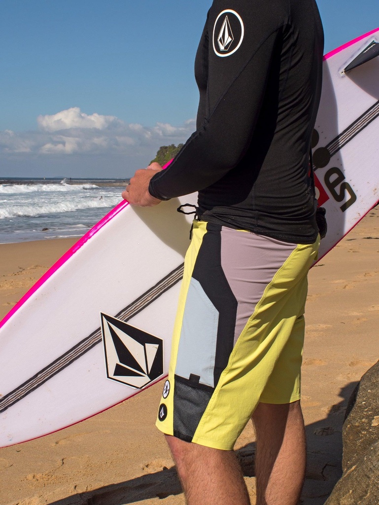 Surf Vitals Noa Deane Liberator 20" Boardshort
