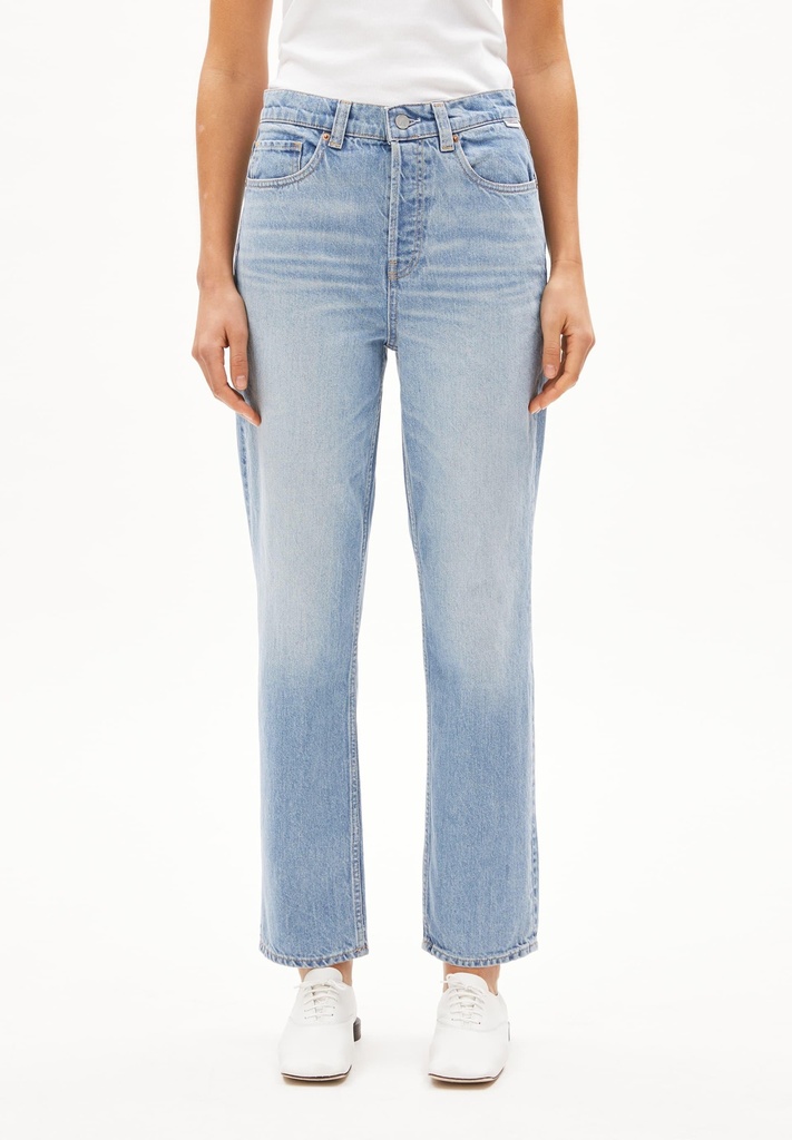 AAIKALA STRAIGHT JEAN