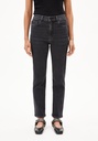 LEJAANI HIGH WAIST SLIM JEANS