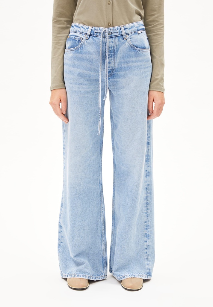 ASTRAEAAS MID WAIST WIDE JEAN