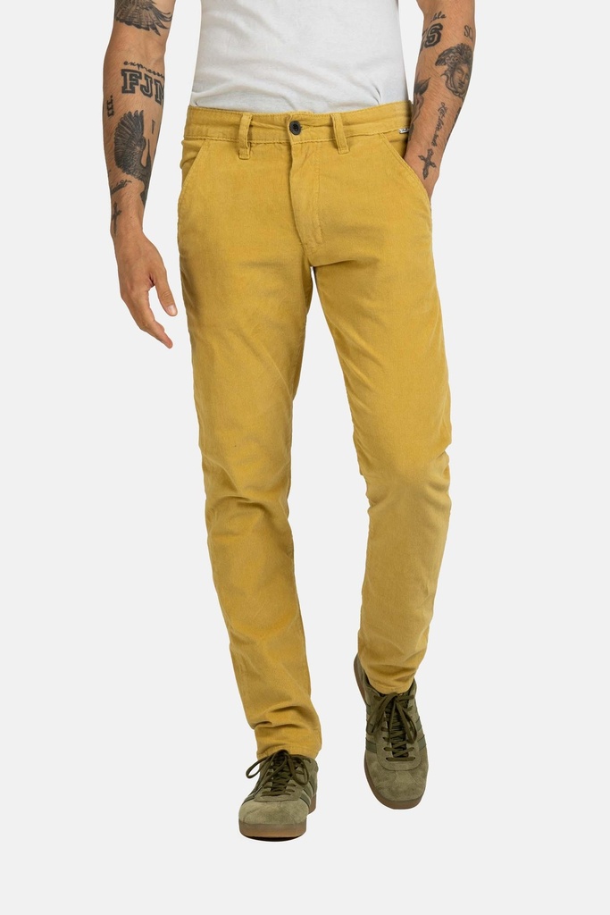 Flex Tapered Chino