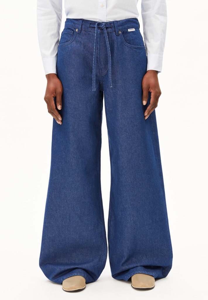 ASTRAEAAS WIDE LEG JEANS