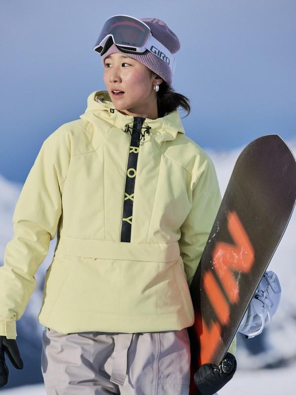 RADIANT LINES OVERHEAD JK