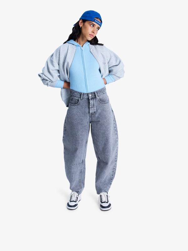 BARRELED BABE HIGH LAVA