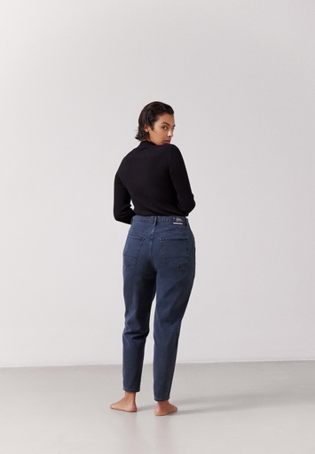 MAIRAA BLACKBLUE