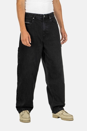 Baggy Worker