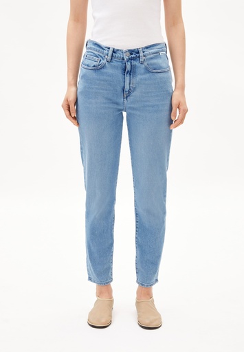 ARMEDANGELS CAYAA TARPA LOW BOYFRIEND JEANS (Farbe: clear / Größe: 26)